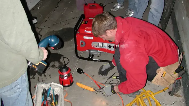 Electrical work: Electrician Working